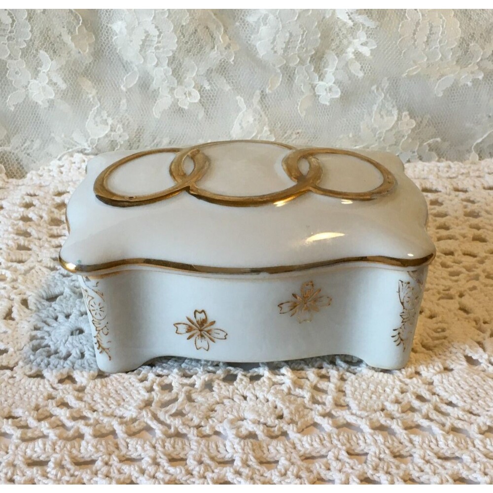 Vintage Trinket Ashtray Box Two Small Ashtrays Gold Trim Dresser Accessory
